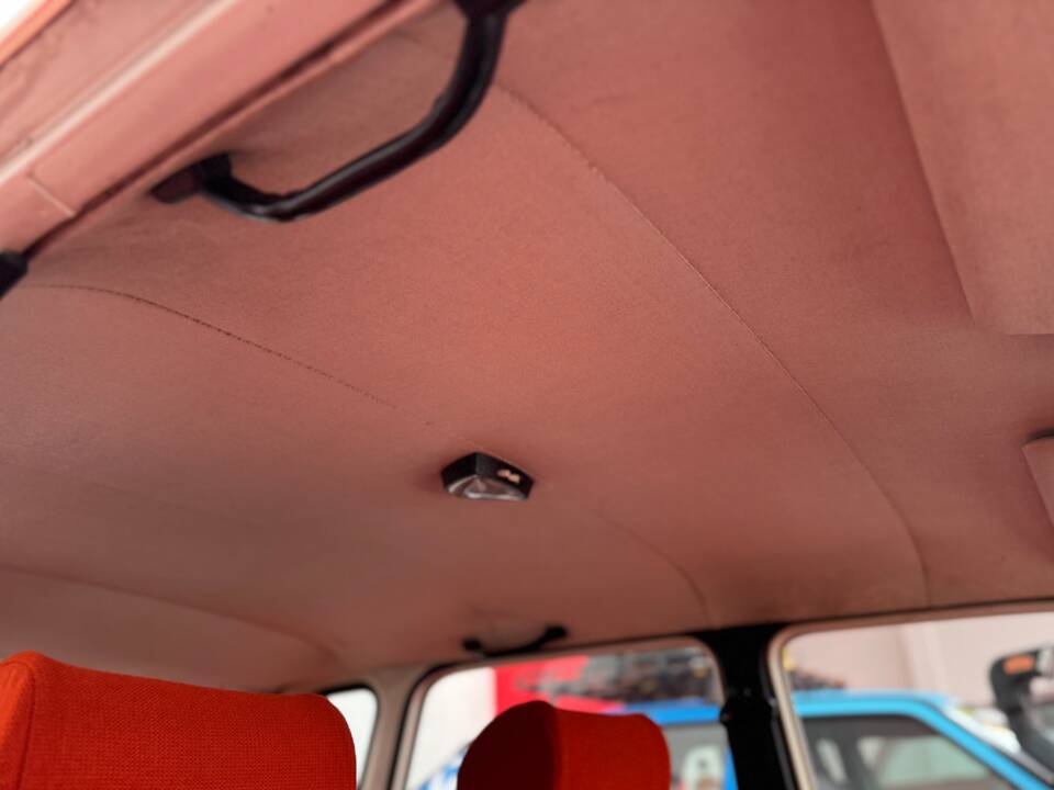 Image 10/19 of Renault R 6 GTL (1980)