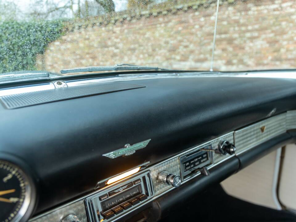 Bild 41/50 von Ford Thunderbird (1955)