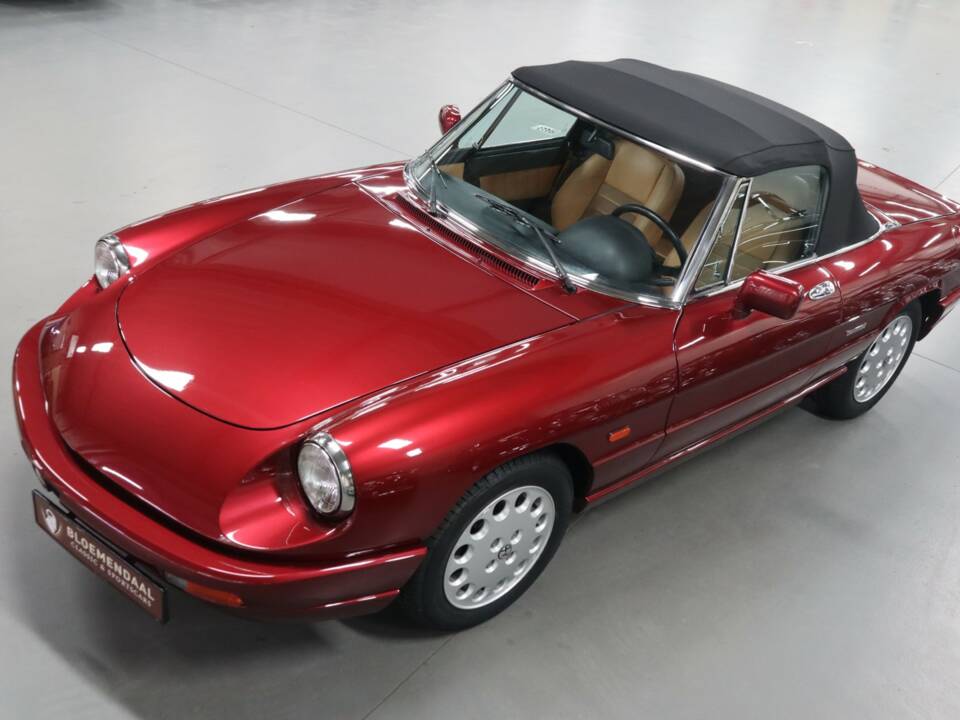 Image 9/58 de Alfa Romeo 2.0 Spider (1992)