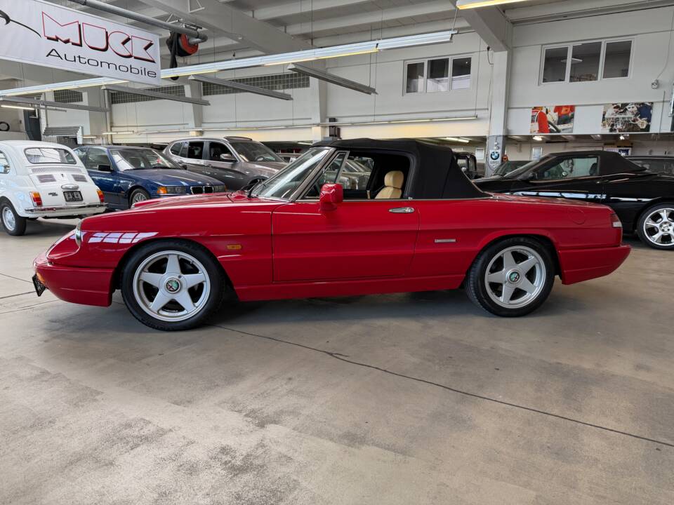 Image 12/42 de Alfa Romeo 2.0 Spider (1991)