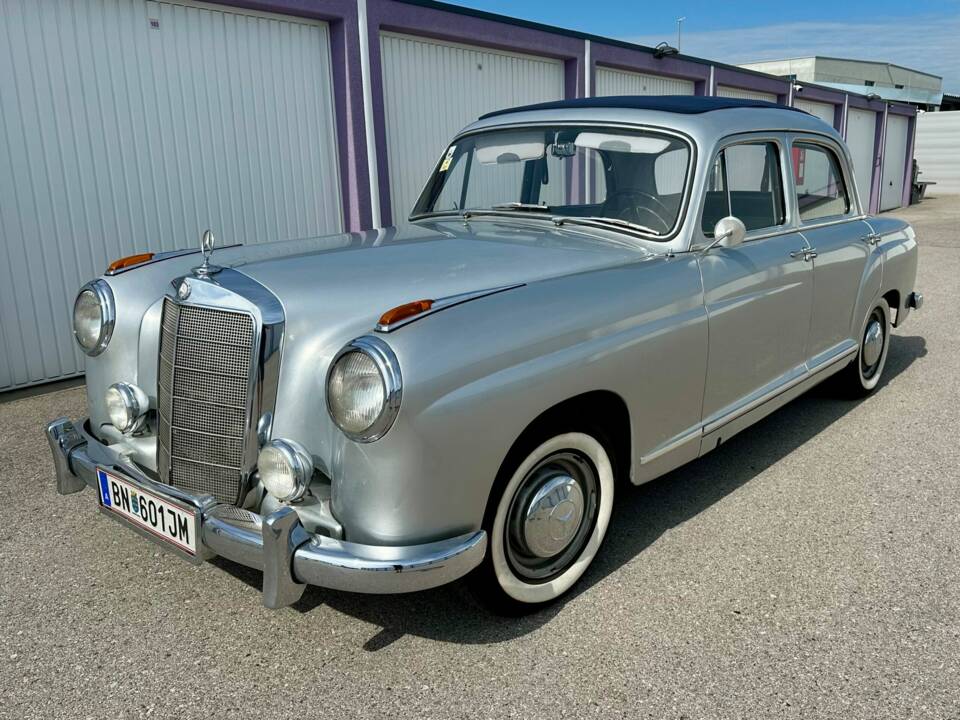 Bild 5/8 von Mercedes-Benz 219 (1956)