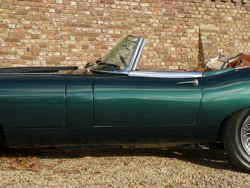 Image 17/50 de Jaguar Type E 4.2 (1967)