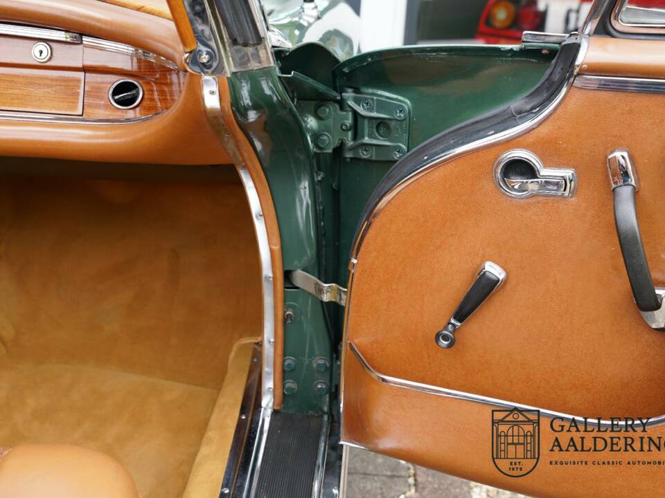 Afbeelding 50/50 van Mercedes-Benz 220 SE b (1964)