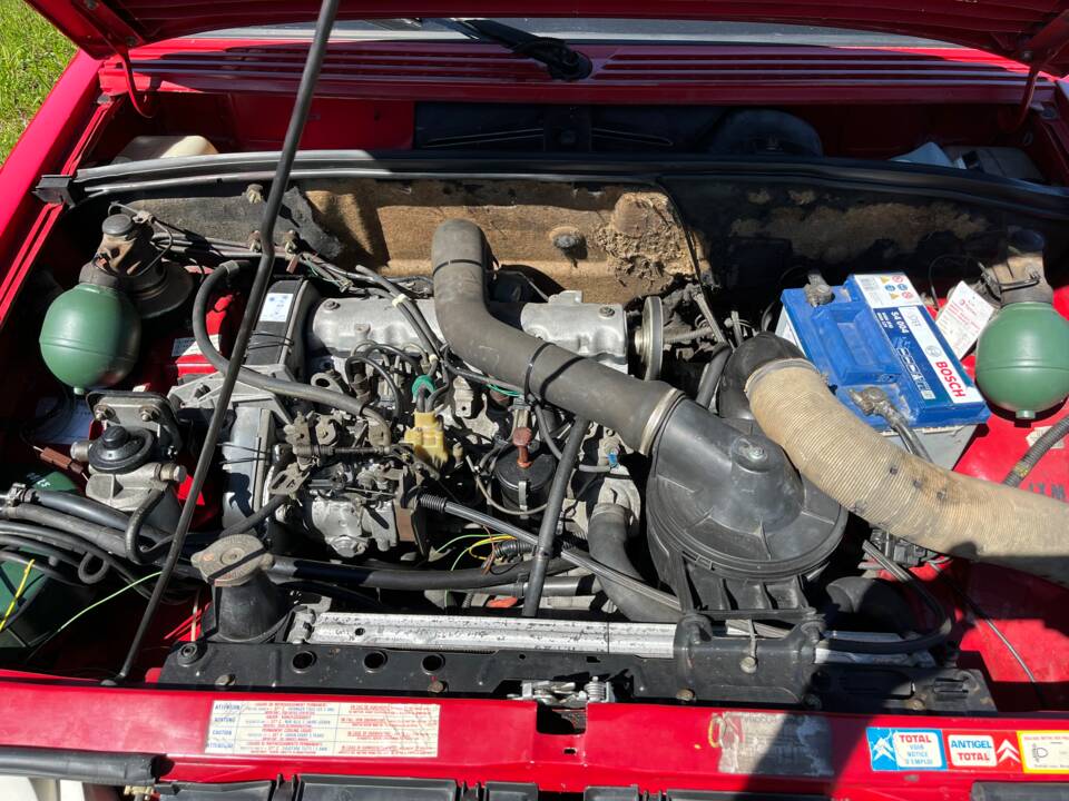 Image 11/20 of Citroën BX 19 TGD Break (1991)