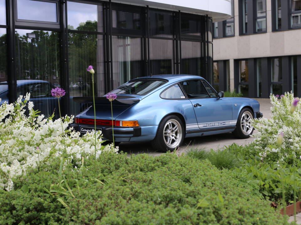 Bild 2/51 von Porsche 911 Carrera 3.2 (1984)