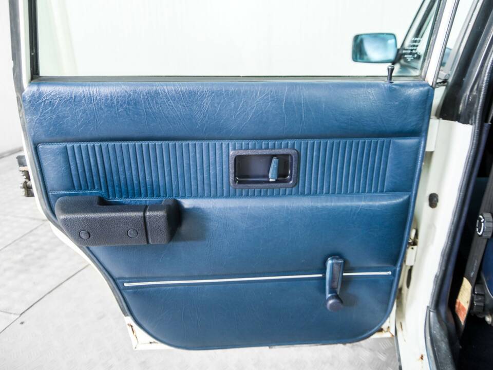 Imagen 36/50 de Volvo 244 GL D (1984)