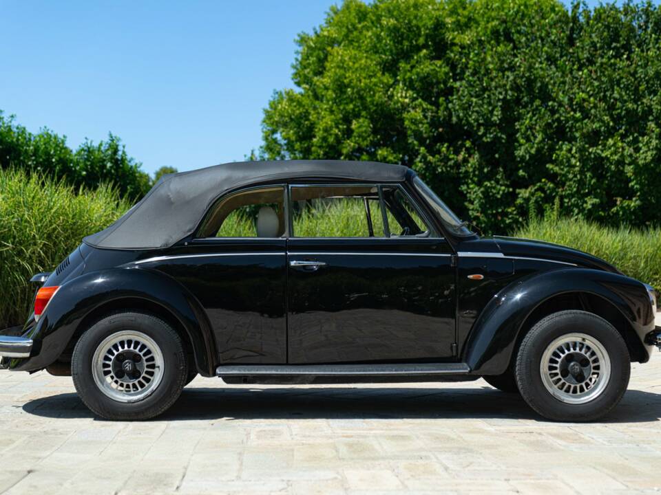 Image 6/50 of Volkswagen Beetle 1303 (1975)
