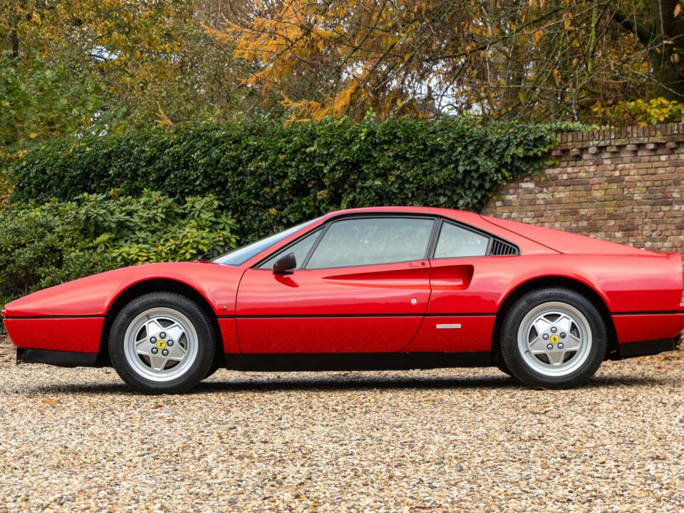 Bild 18/50 von Ferrari 328 GTB (1989)
