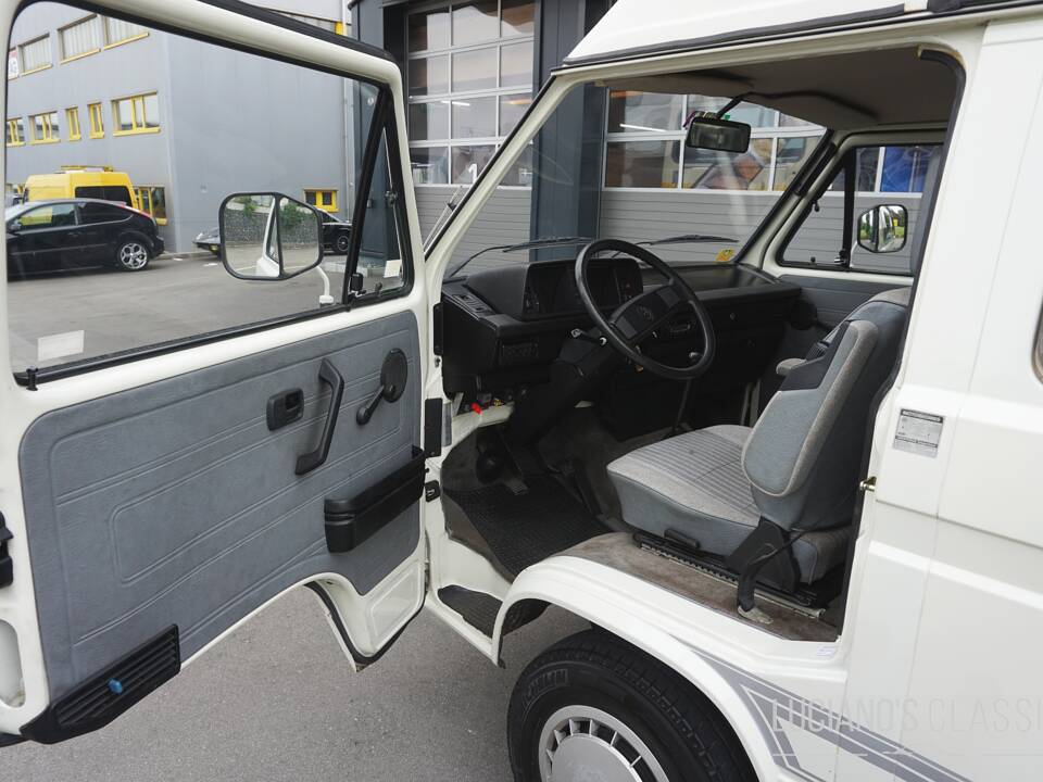 Imagen 22/64 de Volkswagen T3 Westfalia Joker 1.6 TD (1989)