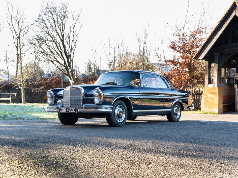 Afbeelding 43/45 van Mercedes-Benz 300 SE (1965)