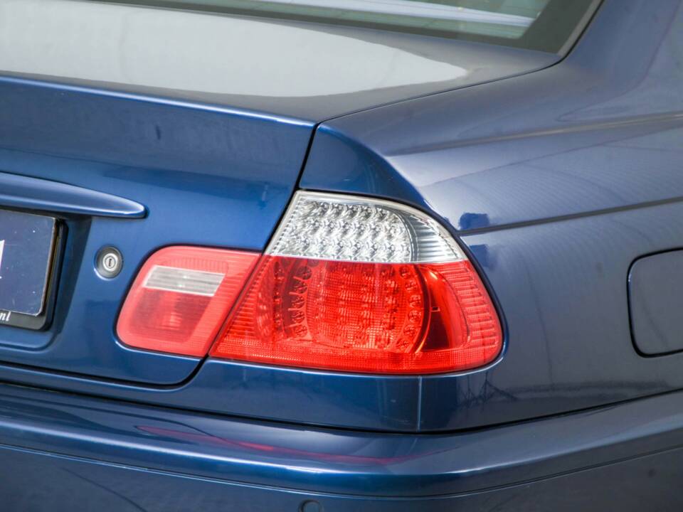 Bild 30/50 von BMW 320Ci (2003)