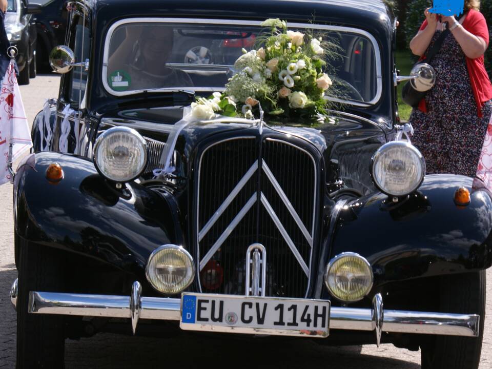 Bild 28/28 von Citroën Traction Avant 11 B (1955)