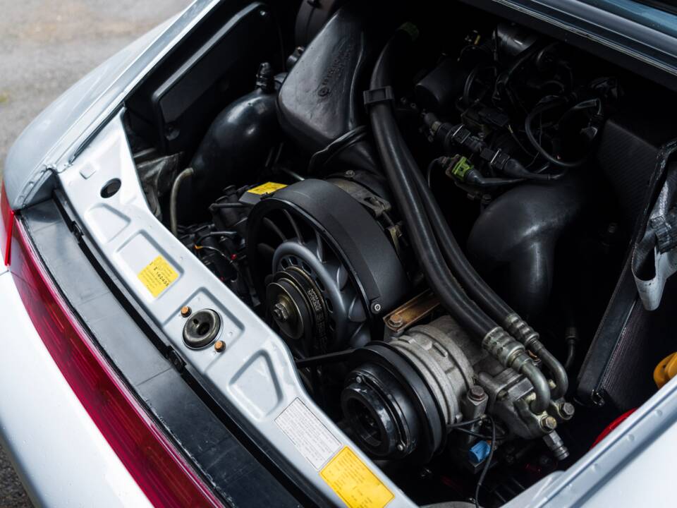 Afbeelding 20/61 van Porsche 911 Carrera 4 (1990)