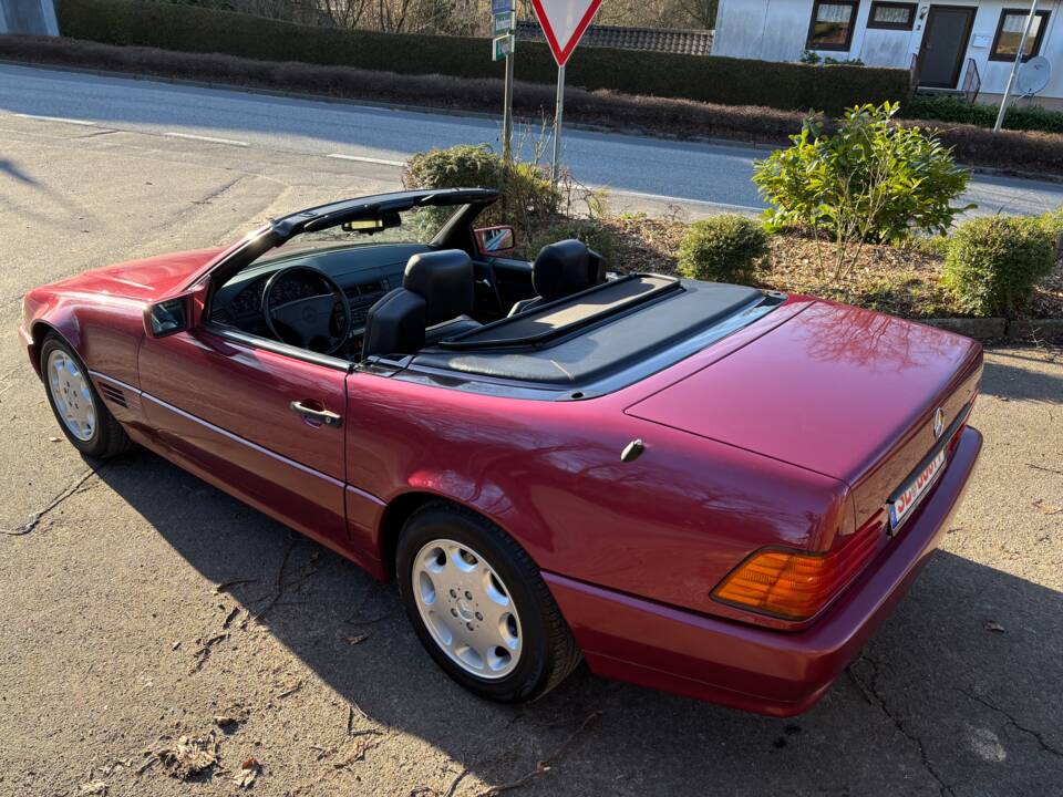 Afbeelding 2/64 van Mercedes-Benz SL 500 (1996)