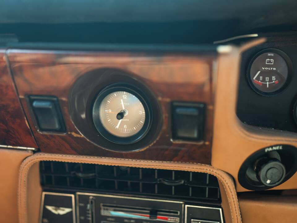 Bild 31/37 von Aston Martin V8 Volante (1979)