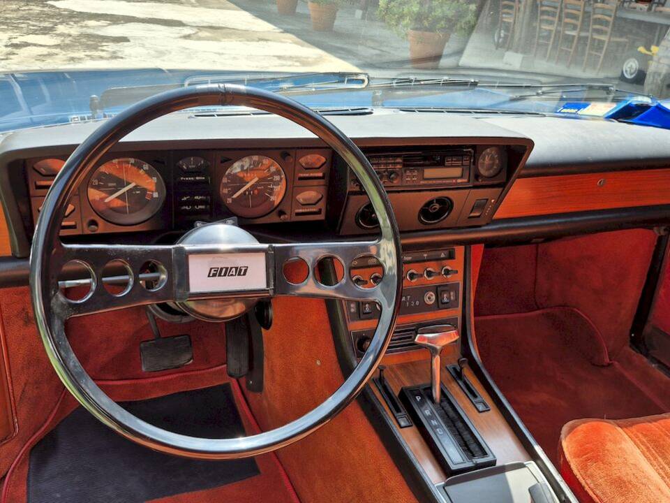 Afbeelding 34/62 van FIAT 130 Coupé (1972)