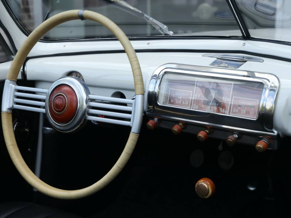 Bild 50/50 von SIMCA 8 Sport (1950)