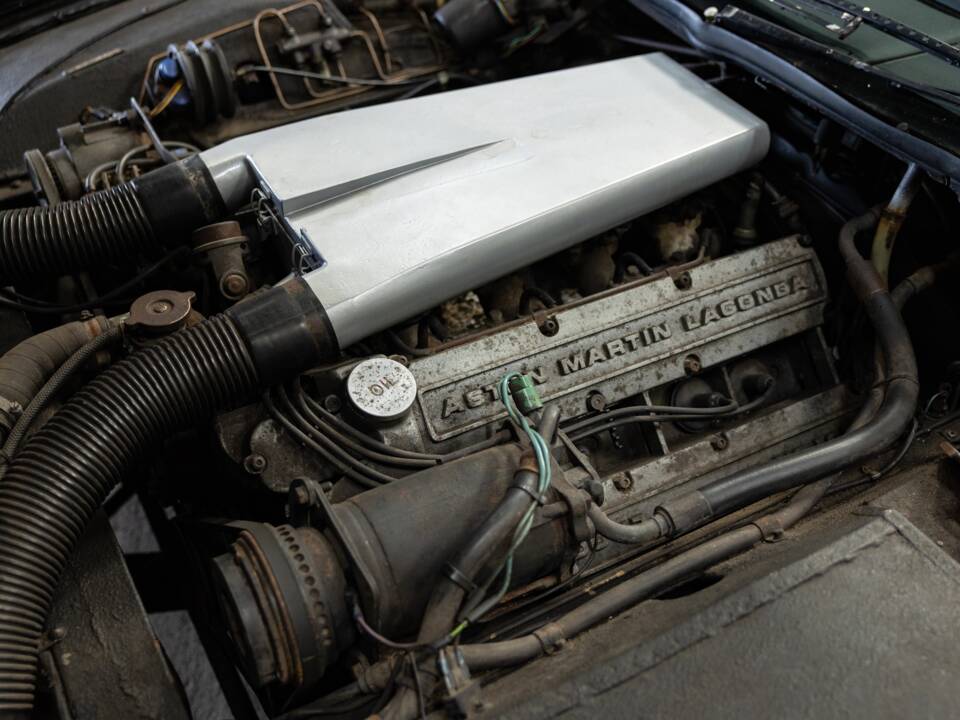Image 29/44 de Aston Martin Lagonda (1981)