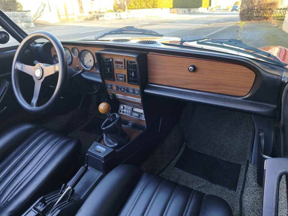 Image 13/24 de FIAT 124 Spider DS (1986)