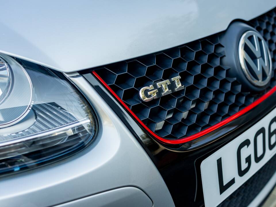 Bild 32/50 von Volkswagen Golf V GTI (2006)