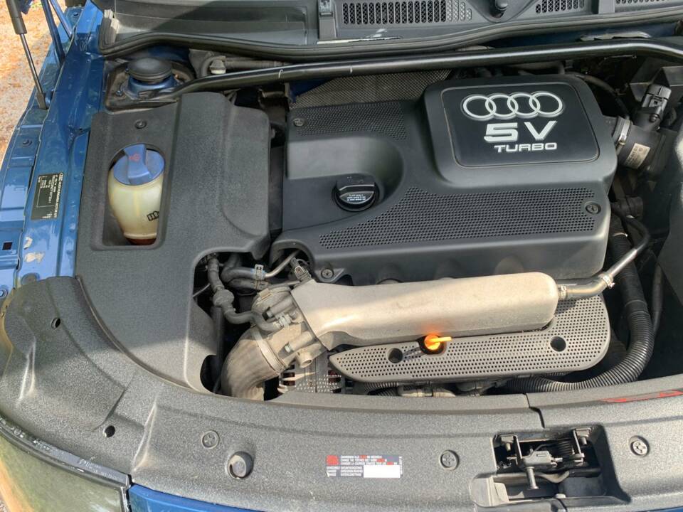 Image 41/72 of Audi TT 1.8 T (2000)