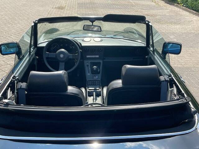 Image 2/6 de Alfa Romeo 1.6 Spider (1992)
