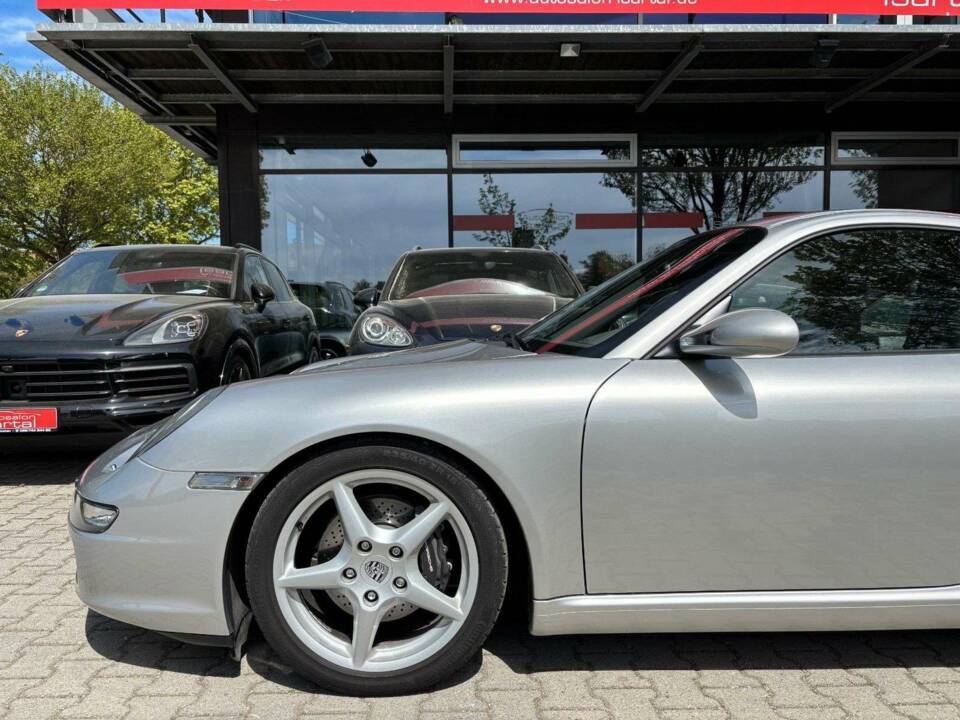 Afbeelding 9/32 van Porsche 911 Carrera (2005)