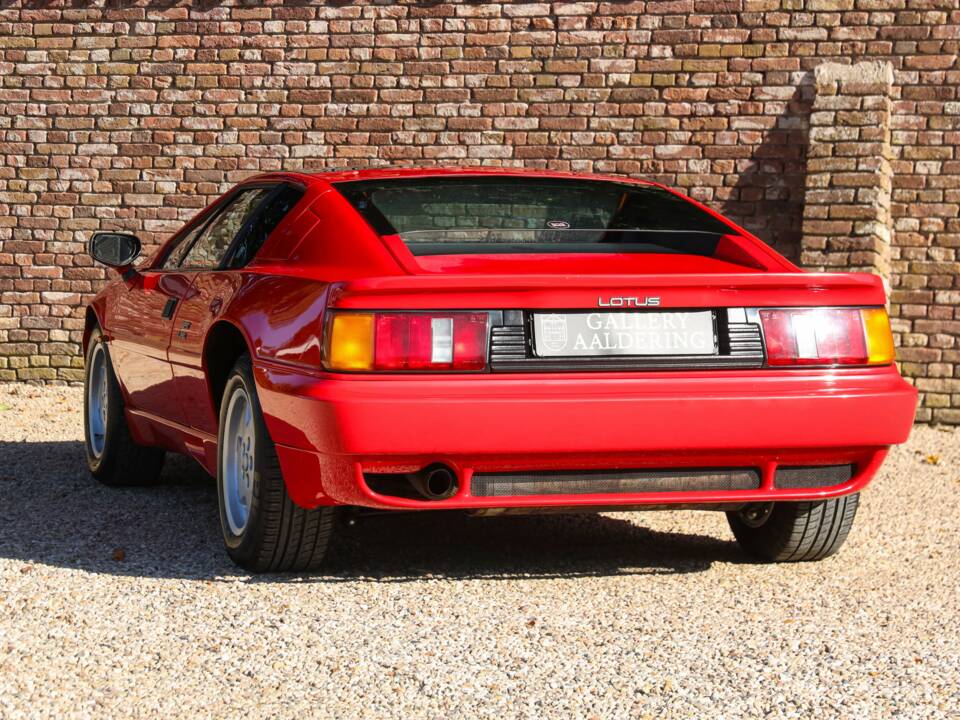 Image 48/50 of Lotus Esprit SE (1992)