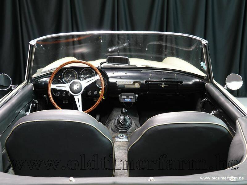 Bild 10/15 von Alfa Romeo 2000 Spider Veloce (1962)