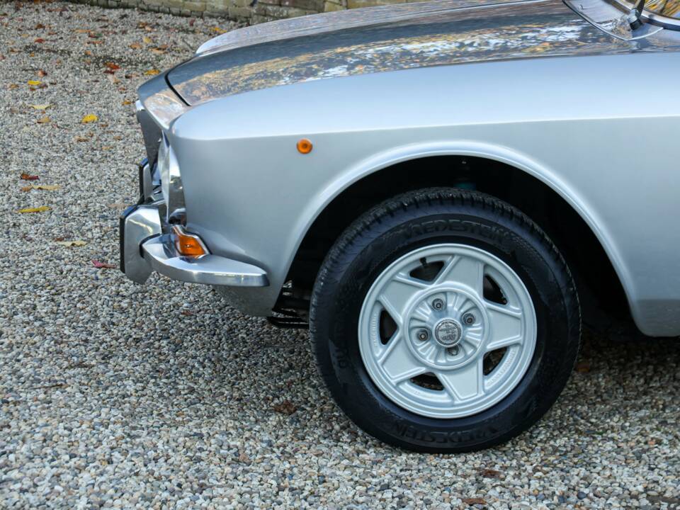 Image 16/50 of Alfa Romeo 1750 GT Veloce (1970)