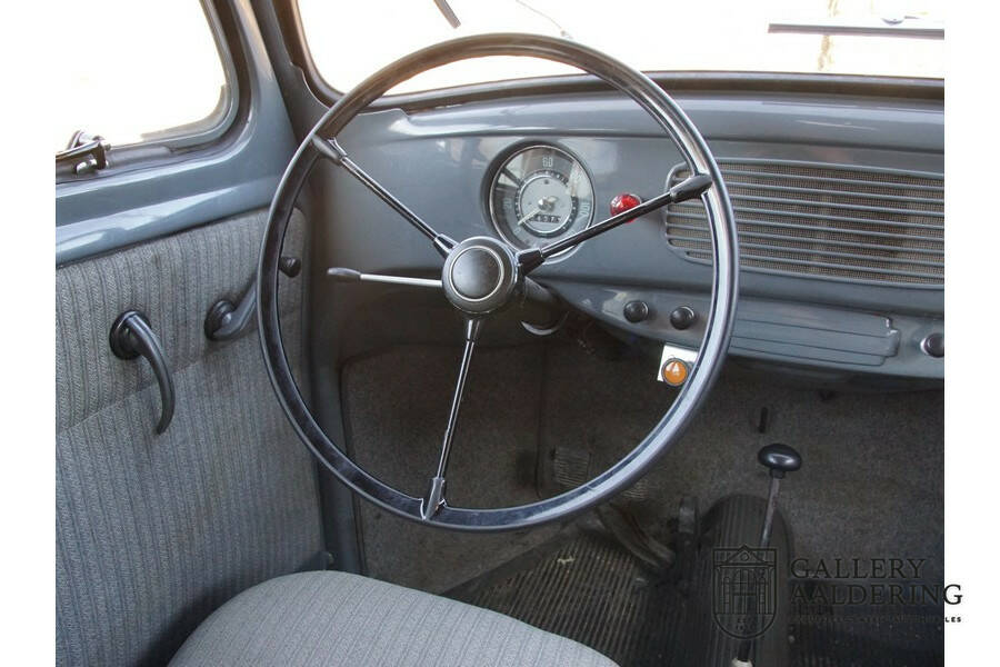 Immagine 24/50 di Volkswagen Maggiolino 1200 Standard &quot;Ovali&quot; (1955)