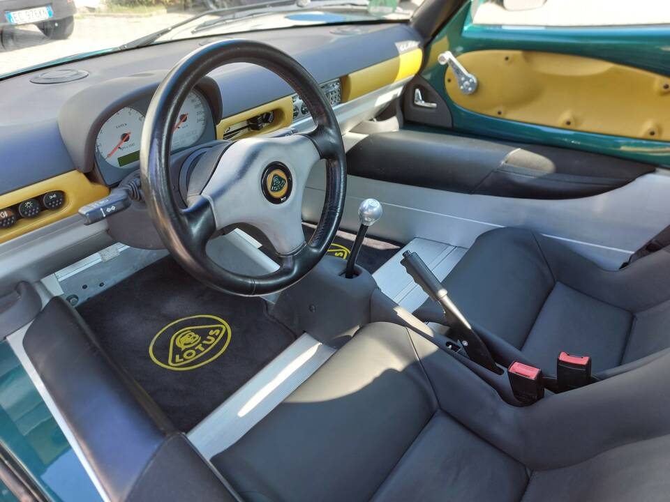 Image 11/20 of Lotus Elise 111 (1998)