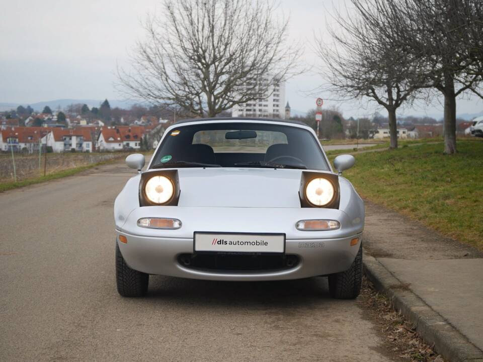 Image 37/48 de Mazda MX-5 1.6 (1900)