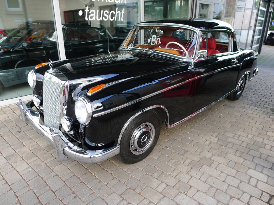 Bild 2/15 von Mercedes-Benz 220 S (1957)