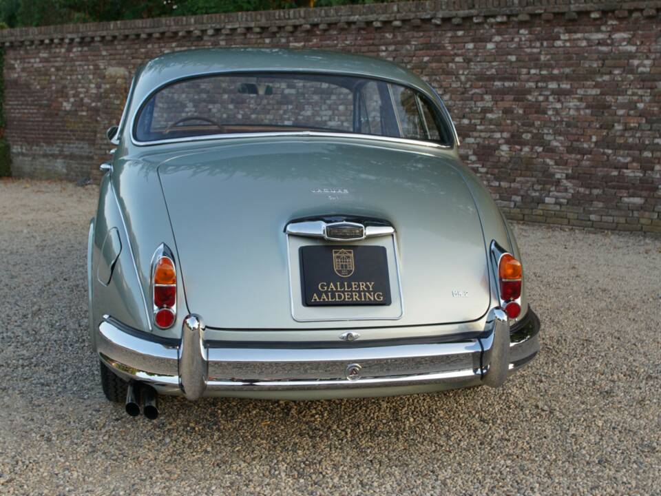 Bild 36/50 von Jaguar Mk II 3.4 (1964)