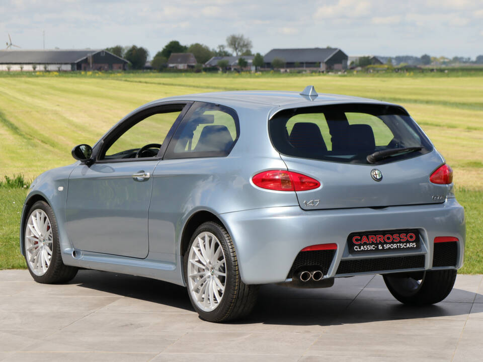 Bild 36/50 von Alfa Romeo 147 3.2 GTA (2005)