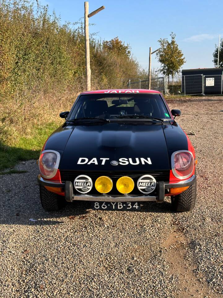 Image 6/36 of Datsun 240 Z (1973)