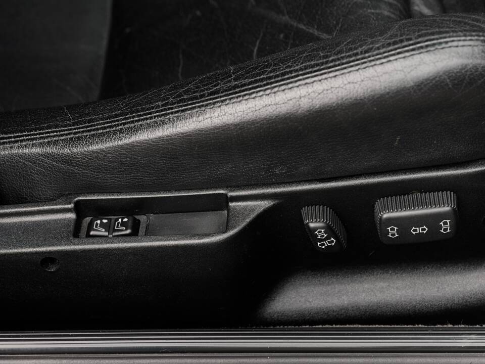 Immagine 60/74 di BMW M5 (1992)