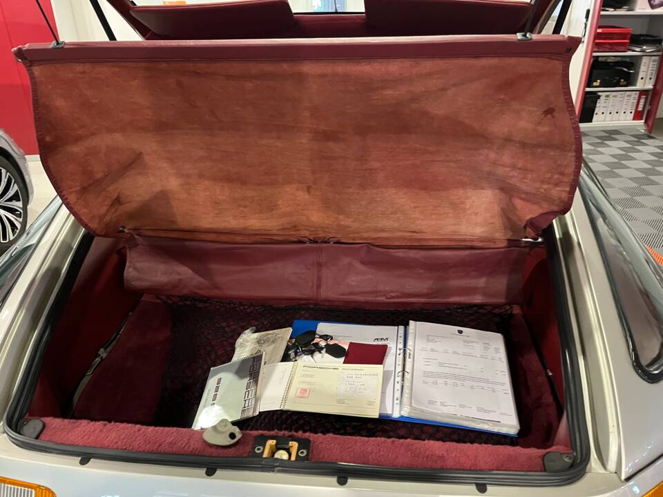 Bild 10/17 von Porsche 928 GT (1989)