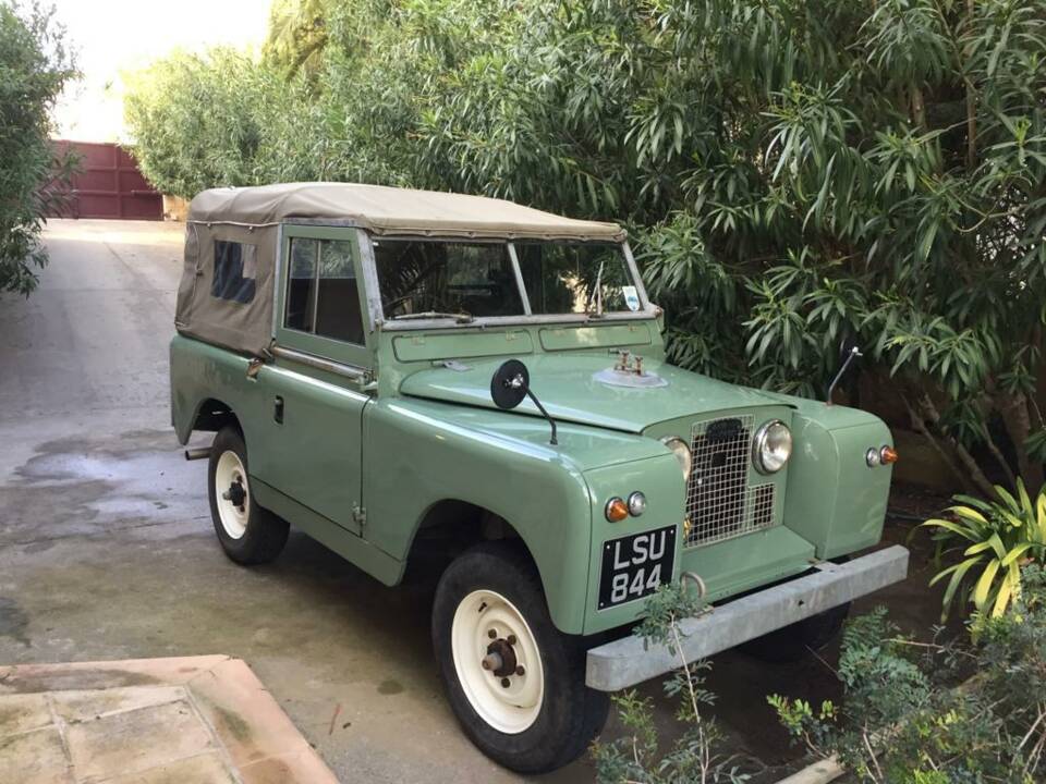 Image 16/17 of Land Rover 88 (1960)