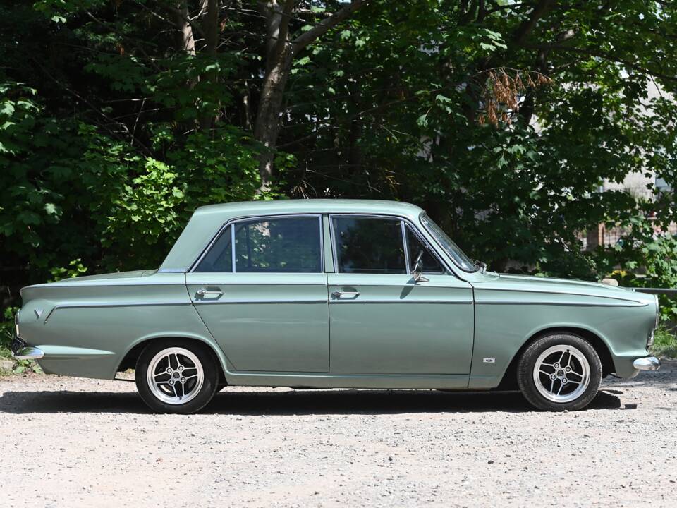Immagine 2/18 di Ford Cortina GT (1964)