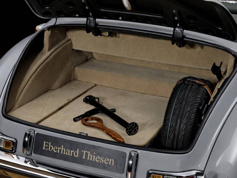 Bild 30/31 von Mercedes-Benz 300 S Roadster (1953)