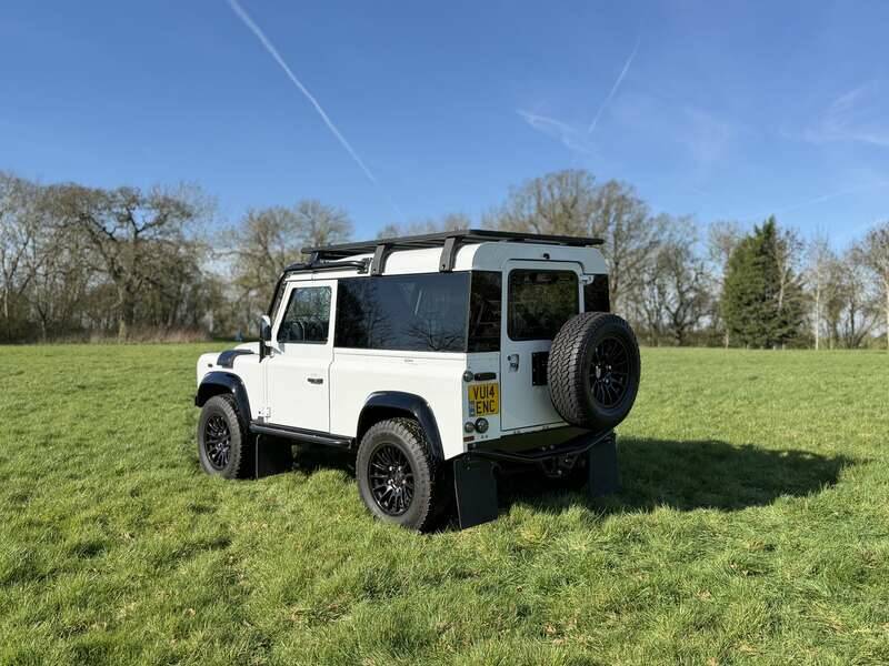Afbeelding 3/12 van Land Rover Defender 90 (2014)