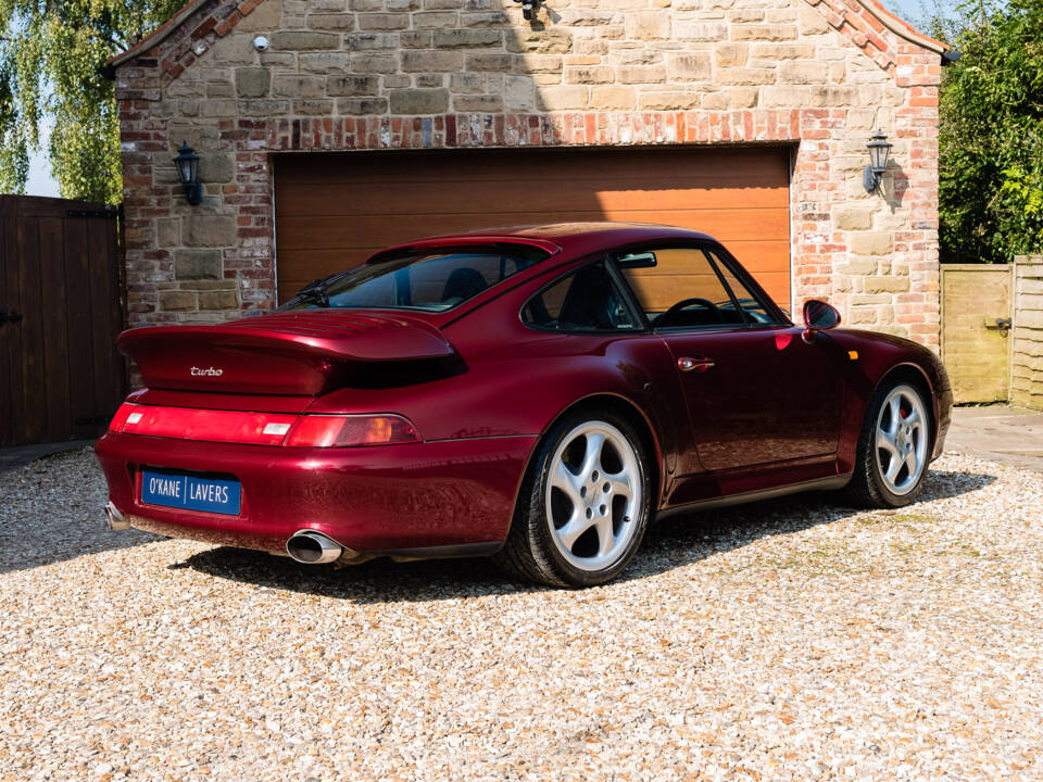 Immagine 7/50 di Porsche 911 Turbo (1995)