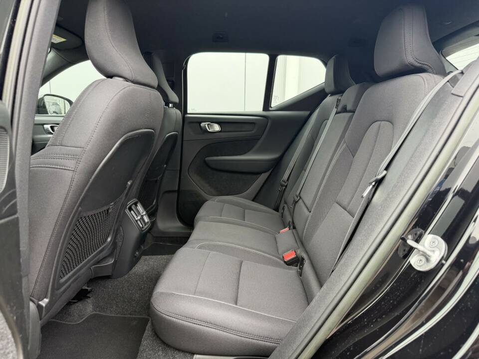 Imagen 13/34 de Volvo XC40 Recharge Pure Electric (2022)