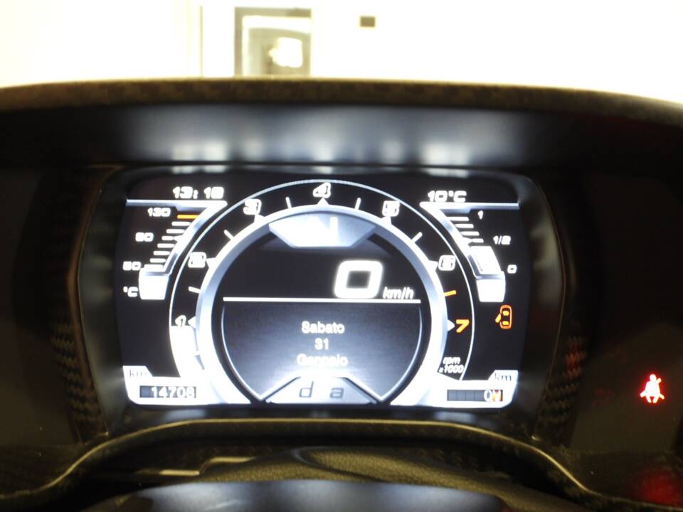 Image 7/15 of Alfa Romeo 4C (2014)