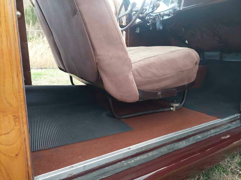 Image 17/93 of FIAT 1100-103 Familiare Viotti (1949)