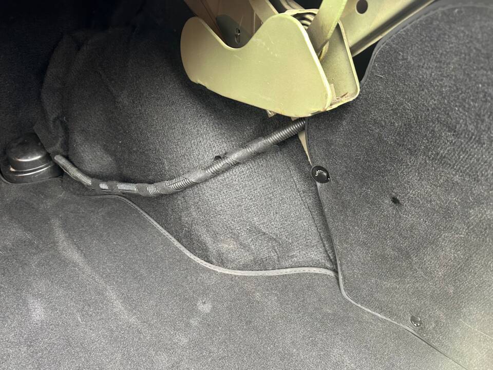 Image 55/80 of Peugeot 504 TI (1976)