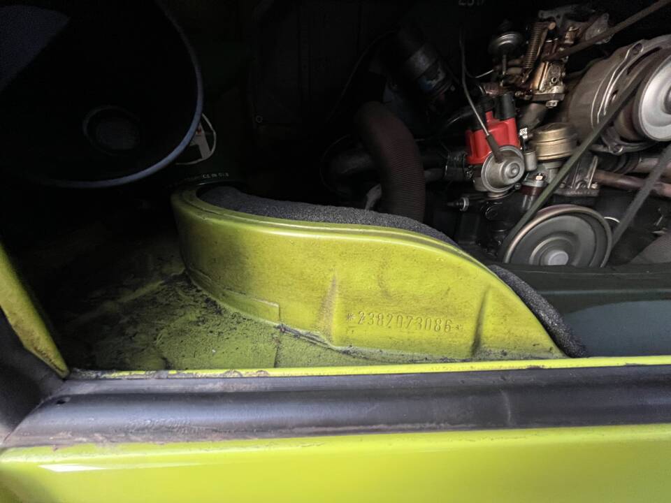 Image 33/57 of Volkswagen T2b Westfalia (1978)