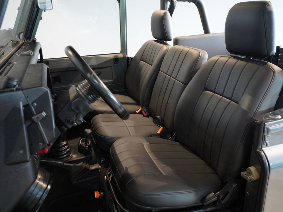 Imagen 15/29 de Land Rover 90 (1988)